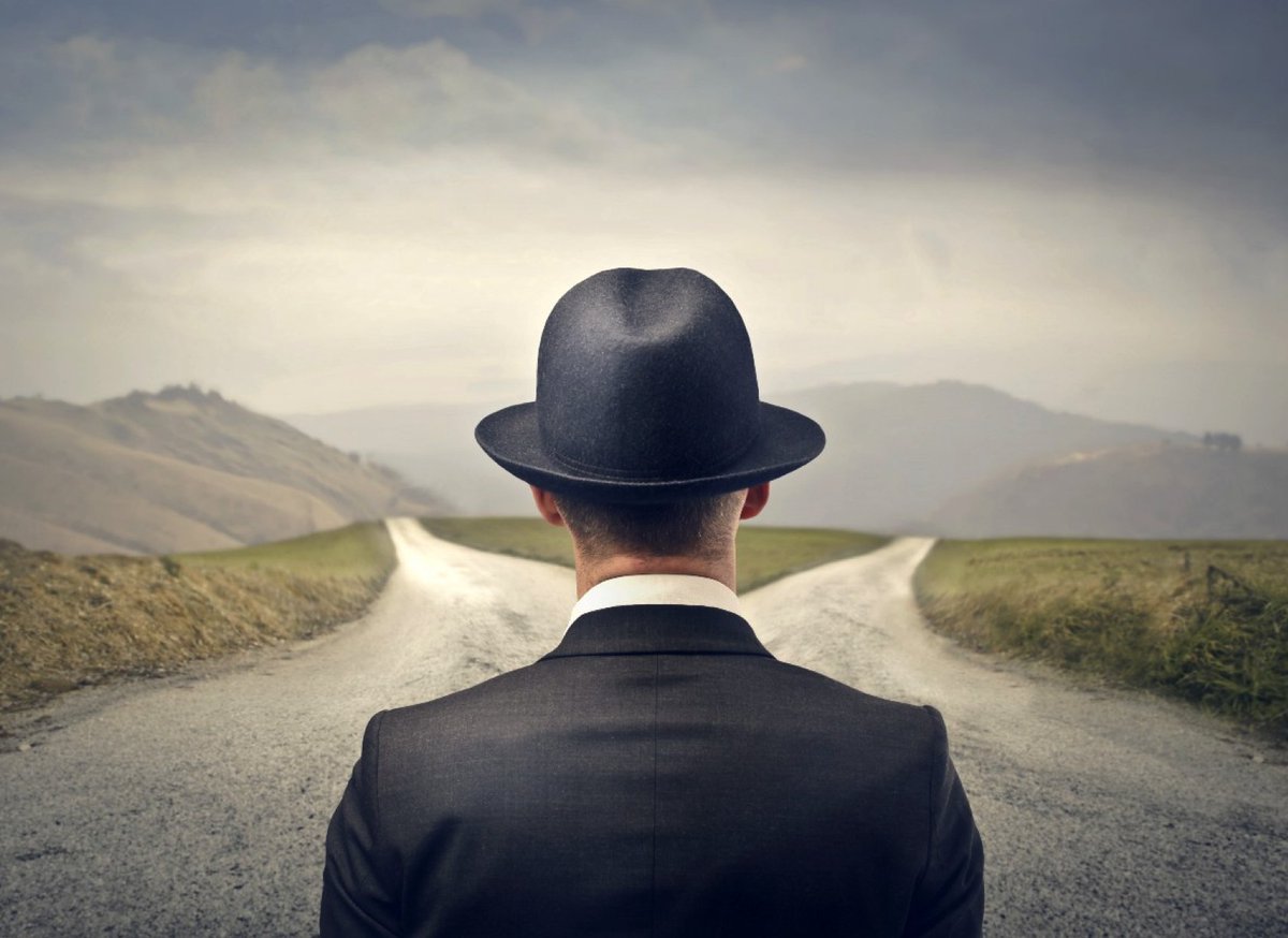 A Fork in the Road — big decisions ahead - blog.slock.it/a-fork-in-the-… #ethereum #thedao #blockchain