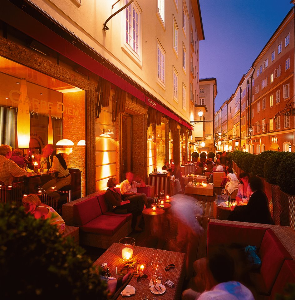 Enjoy this wonderful evening in Salzburg ....