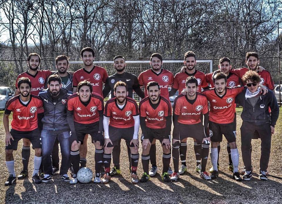 EscorpioBernal's tweet photo. Un banda amiga que me aguanta el corazón.
@EscorpioBernal vamos rojinegro! https://t.co/DvP4hoNHJ2