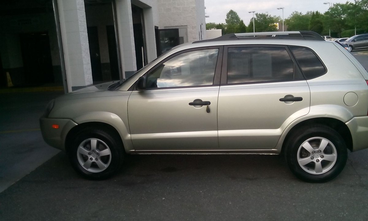 JonDSells's tweet image. Just sold this 2007 Hyundai Tuscon for $7250! Come see me, plenty of quality vehicles in stock #JonDSells