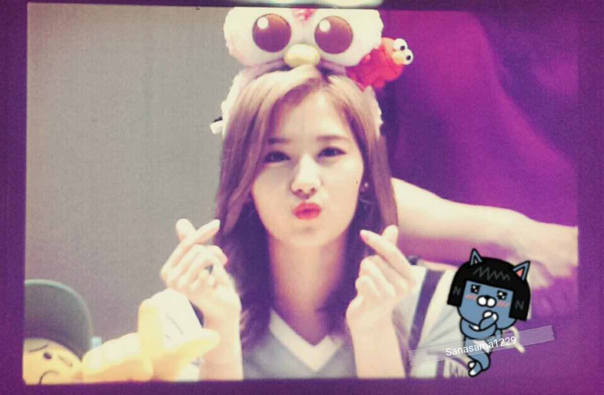 twice_CATrz's tweet photo. 160618 Daegu fansign preview #Sana様  #사나  #Sana  #Twice #트와이스 https://t.co/blnmfhsstz