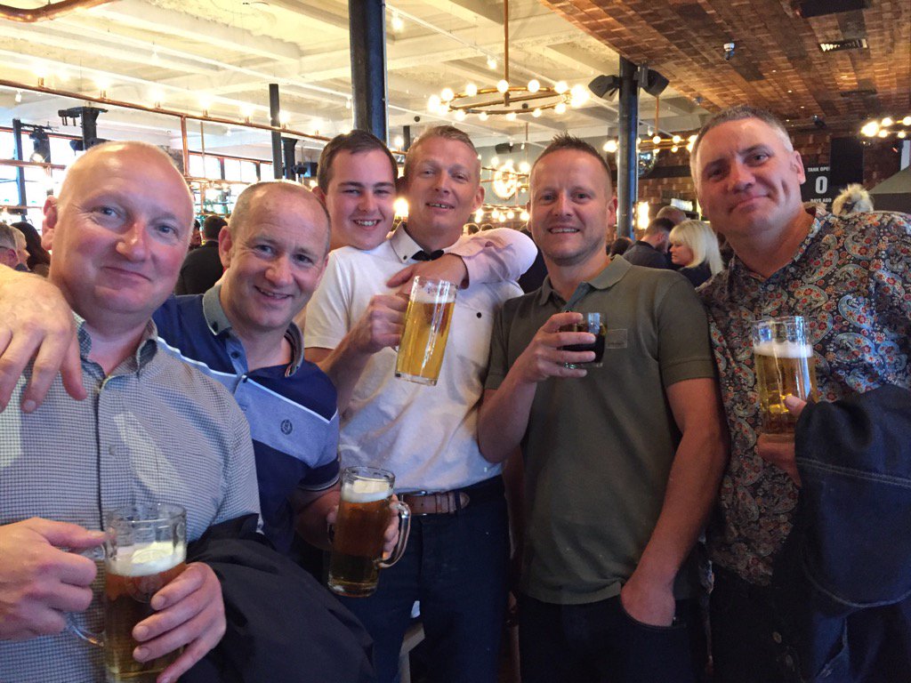 Jolly boys night out <a href="/albertschloss/">Schlüssel Albert</a> thanks to #frostybutcher
