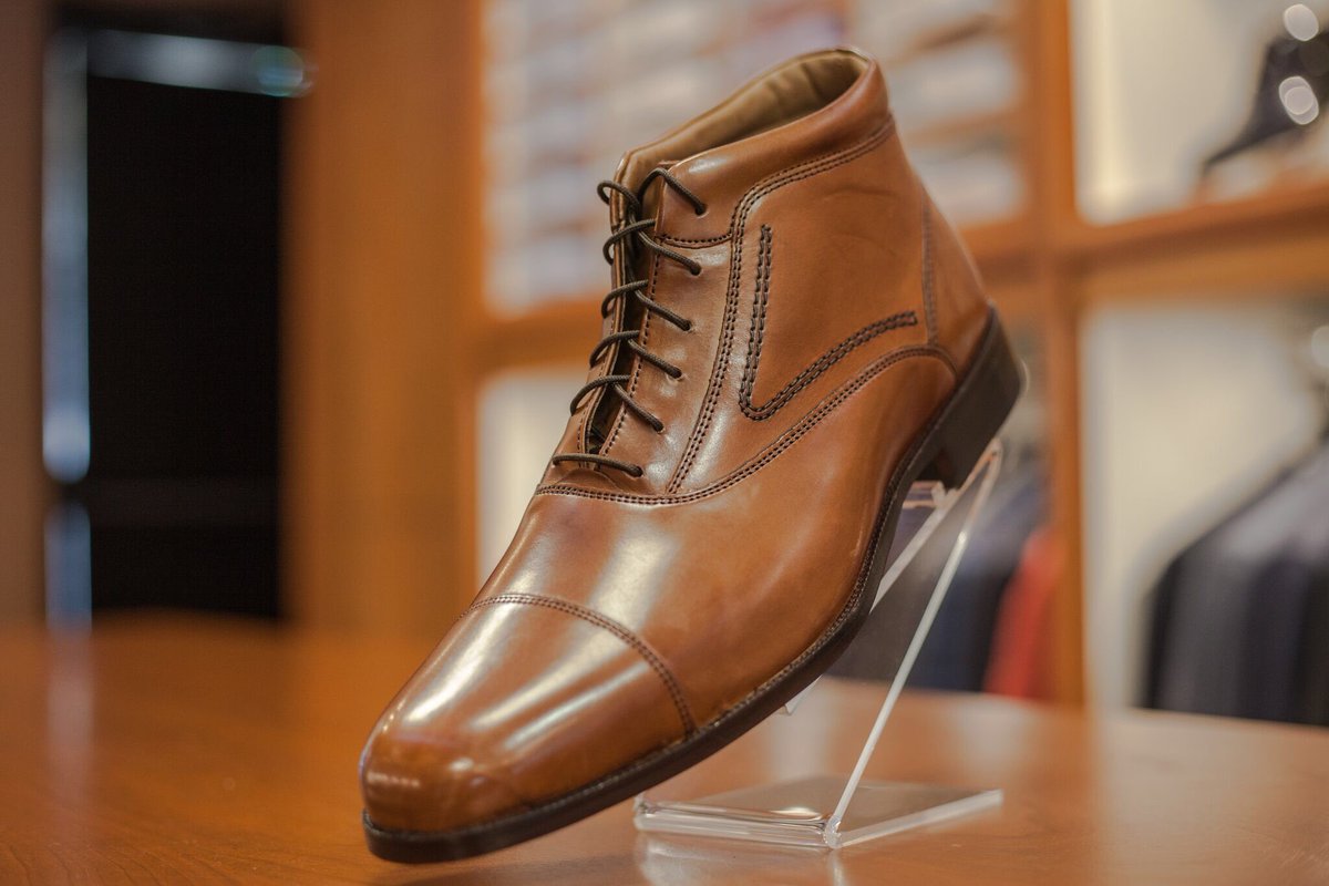 1CustomClothier's tweet image. We have a great new lineup of Johnston &amp;amp; Murphy shoes. Incredible shoes at a great price! Check us out on Monroe Ave