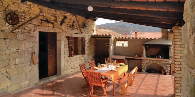 #Istrien, #Buzet – 2 Steinhäuser im traditionellen Istrischen Stil 
baycro-immobilien.de/zum-verkauf/in…