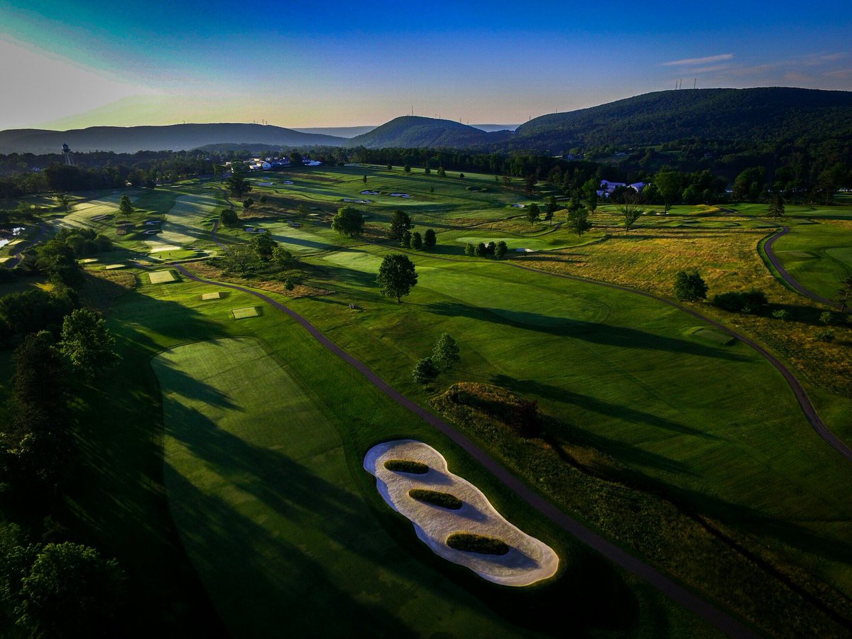 CCSGreensDept's tweet photo. Beautiful morning at The Country Club of Scranton. https://t.co/myrdoHudHG