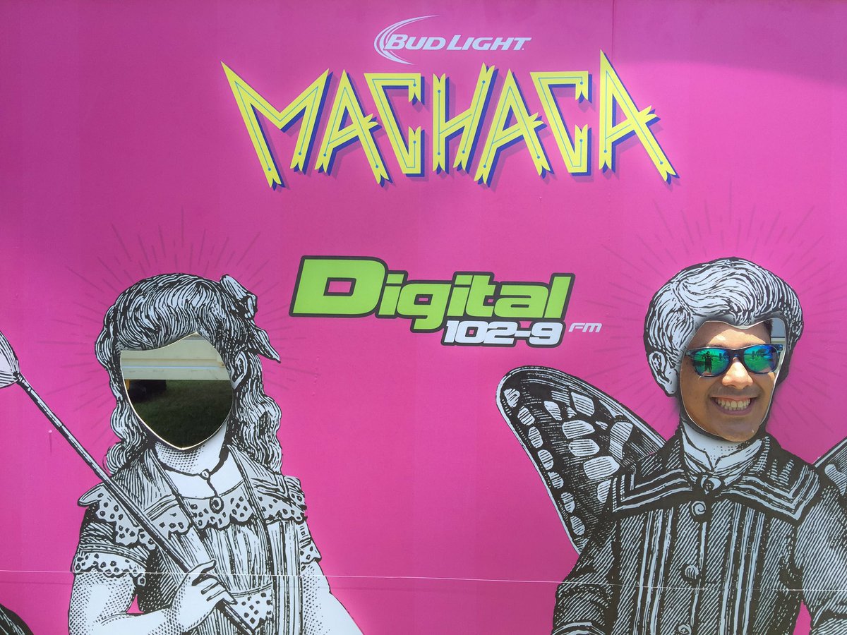 RODAZ1029's tweet photo. Ven y tomate la foto en el #stageDigital 😎 @MachacaFestival @digital1029 https://t.co/KW8CTTD5Tg