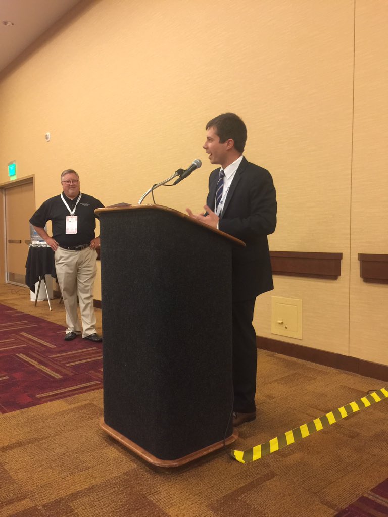 INAFLCIO's tweet photo. South Bend mayor @PeteButtigieg thanks Organized labor for building the American middle class https://t.co/UIbXoj2fg3