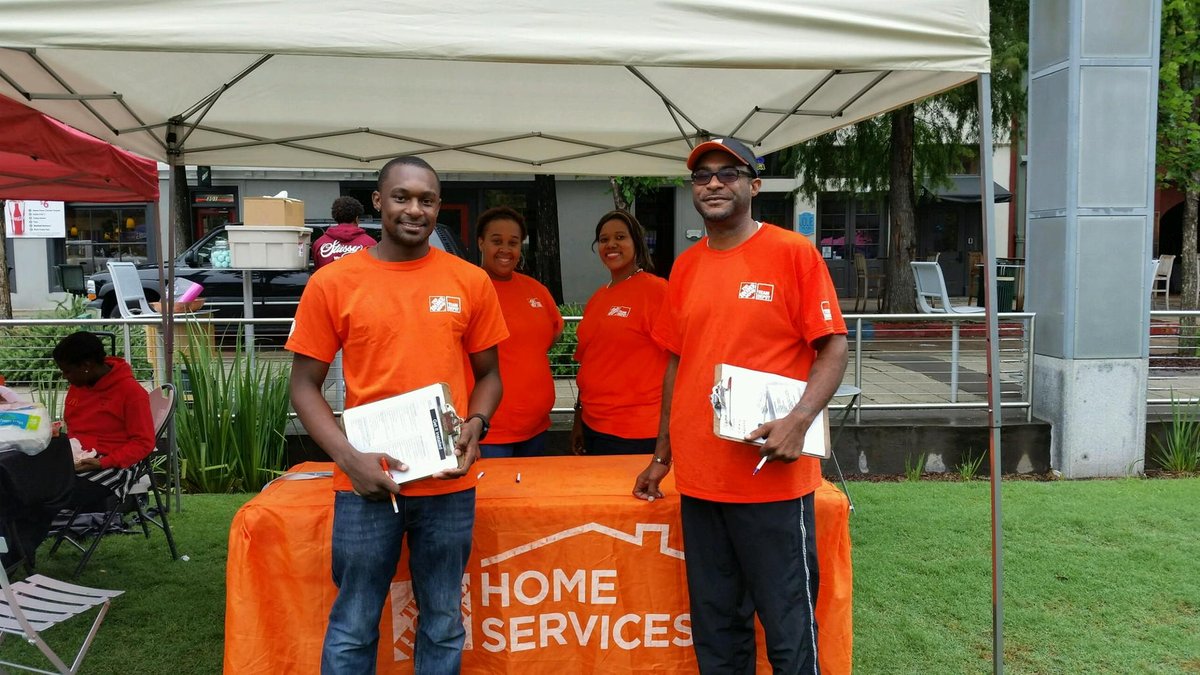 Driving leads at The Annual Juneteenth event!! #letusdoitforyou