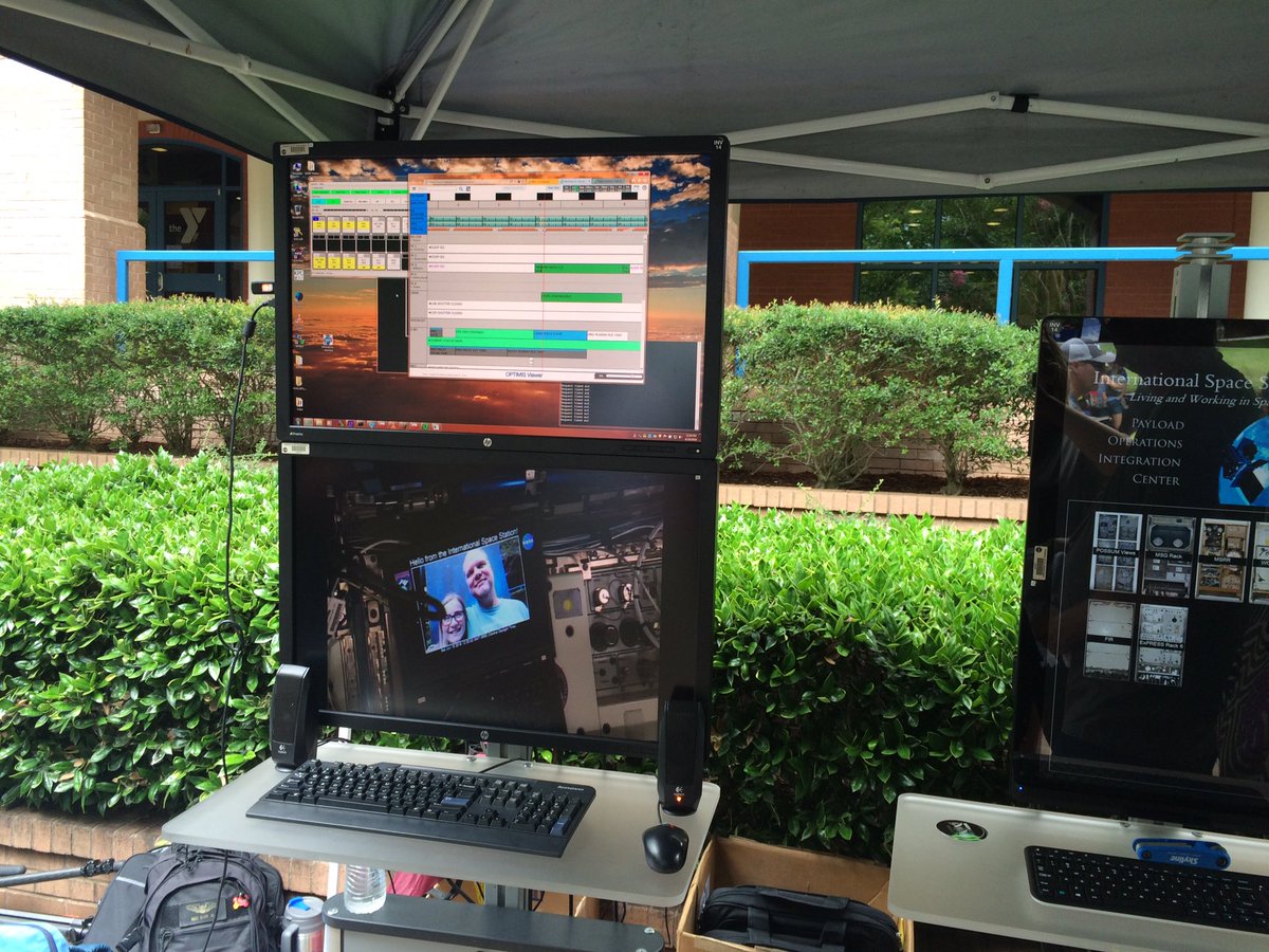 NASA_Marshall's tweet photo. There's still time to come to NASA Day in the Park & see your photo on @Space_Station! #NASARSA2016 #NASAInThePark https://t.co/vak2ZiXz8F