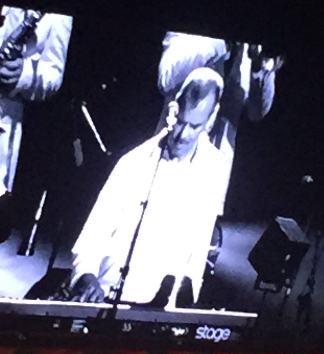 PerkRob's tweet image. Avondje Doe Maar! Best fijn om een keer de jongste in de zaal te zijn....