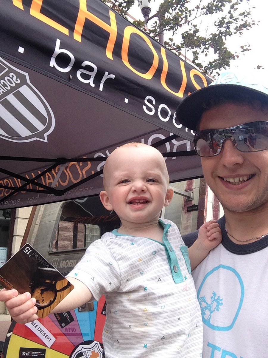 ianhackattack's tweet image. Paxton Gray was pumped to win a $15 gift card. Thanks @BrownsYorkton #yum