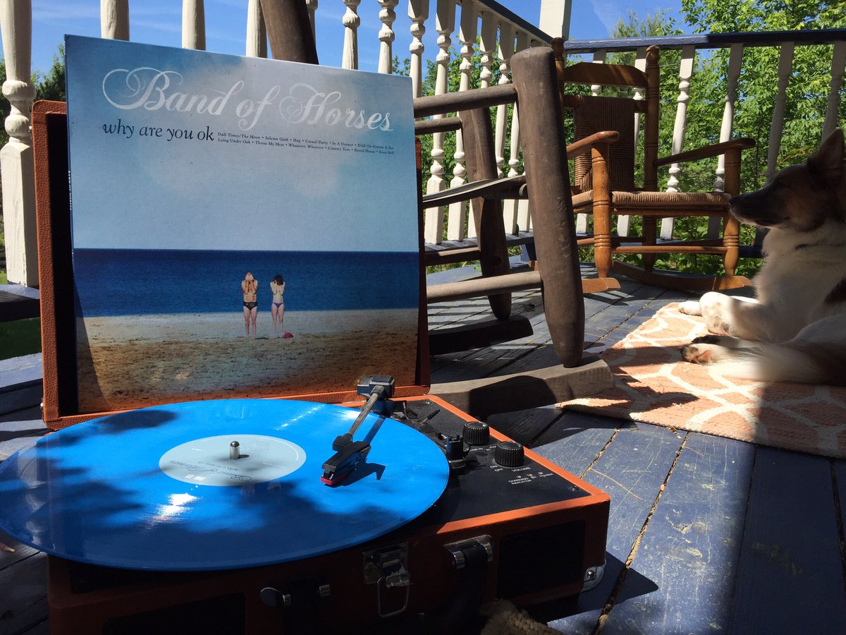 Solitude on my porch with the new <a href="/bandofhorses/">Band of Horses</a> record as the soundtrack = high quality summer afternoon!