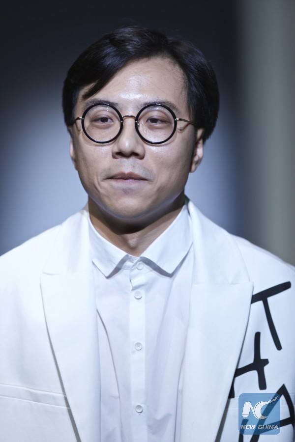 Chinese designer Miao Ran brings his creation at men's Spring-Summer ...