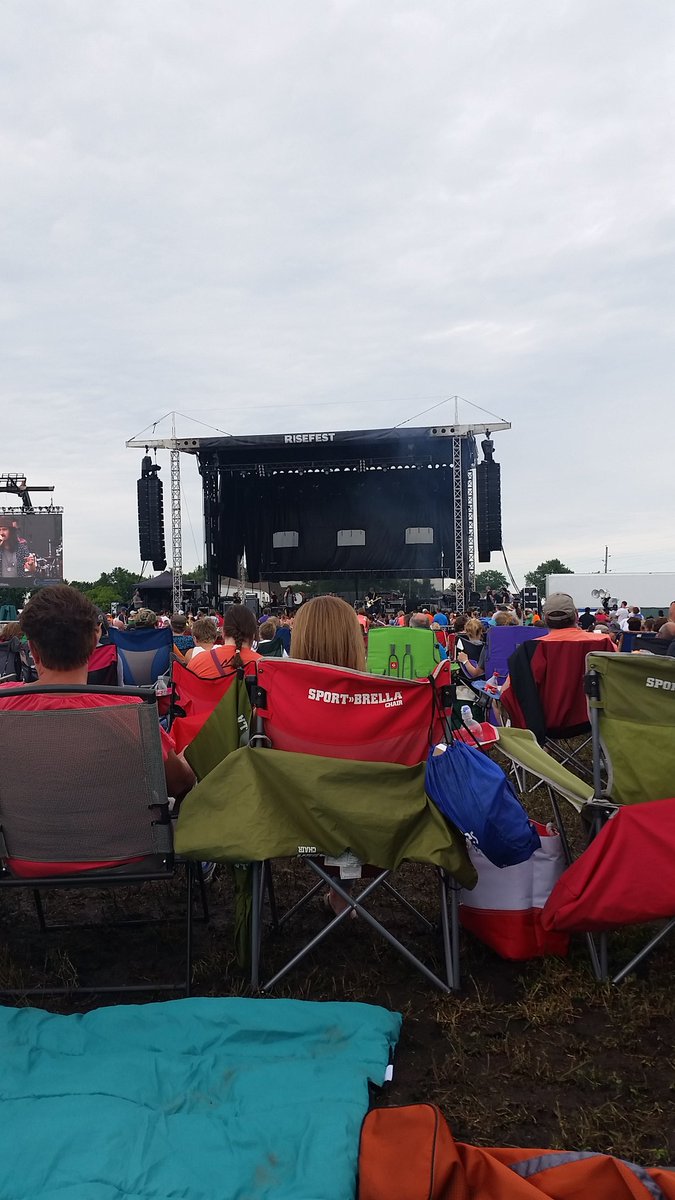 MikeKlynsma's tweet photo. @RISE_Ministries #Risefest2016
Watch your step. #ItsMuddy https://t.co/1lzIynzfwl