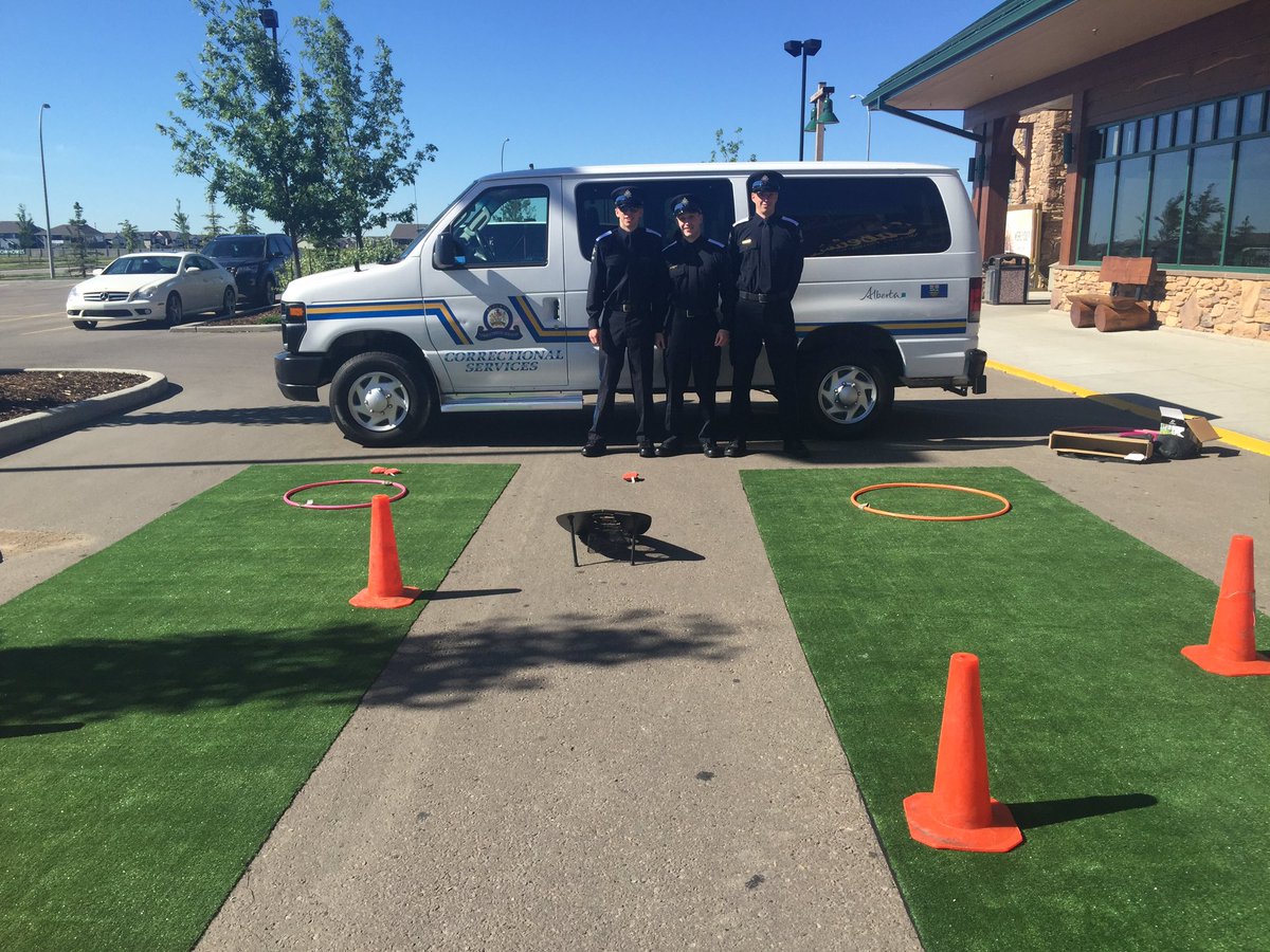 Neph7hys's tweet photo. Come join us @Cabelas for #freeourfinest @Alberta_LETR @SpecialOAlberta https://t.co/gEQzdb9I8z