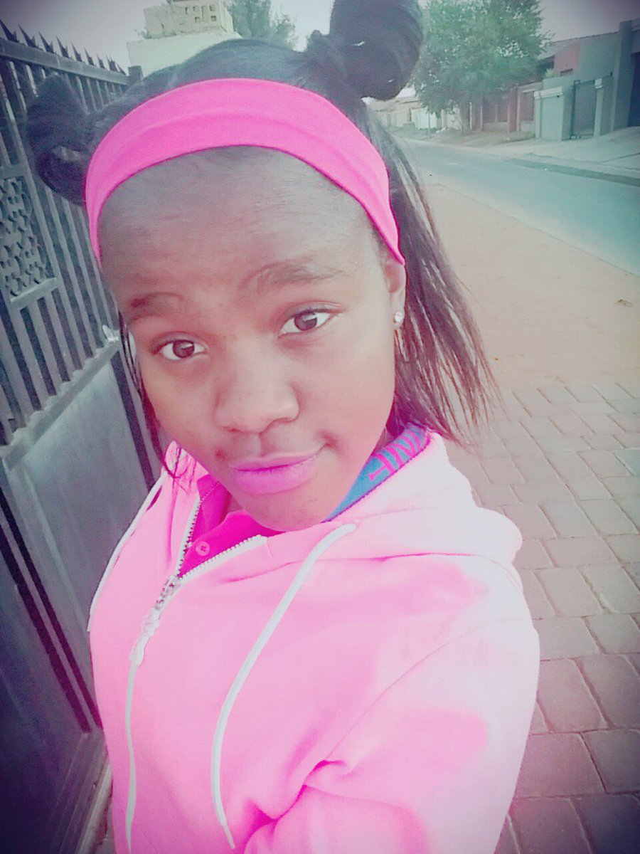 Sphesihle tweet media