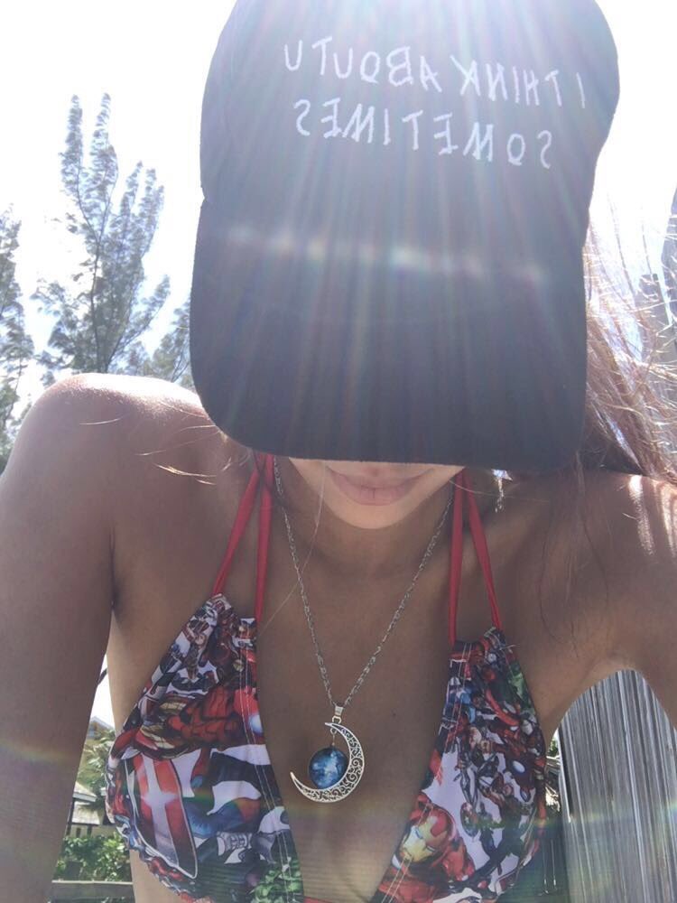 OwlShackCo's tweet photo. It's the weekend  ☀️🌿 📷: @raquellecross
#Owlshack #OsOnYou #Jamaica #Adventures https://t.co/oKuOn7lj0h