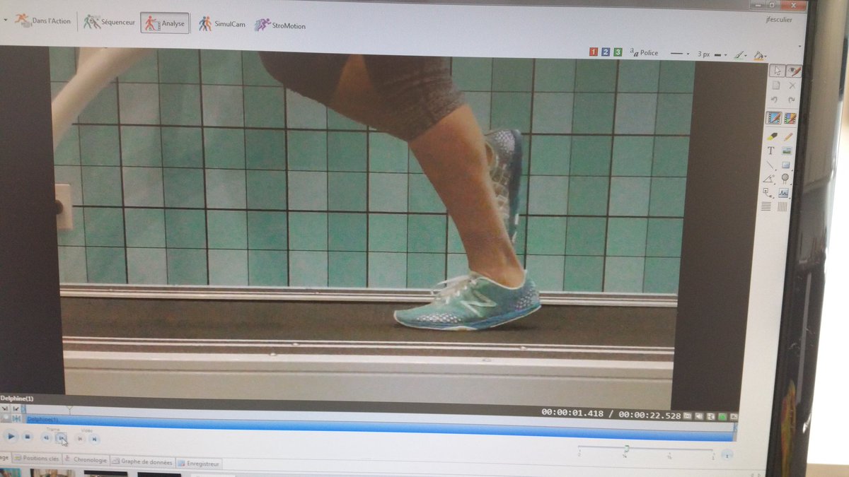 GregLehman's tweet photo. A nice example of how little ankle dorsiflexion you need to run https://t.co/vQpKvkNj0s