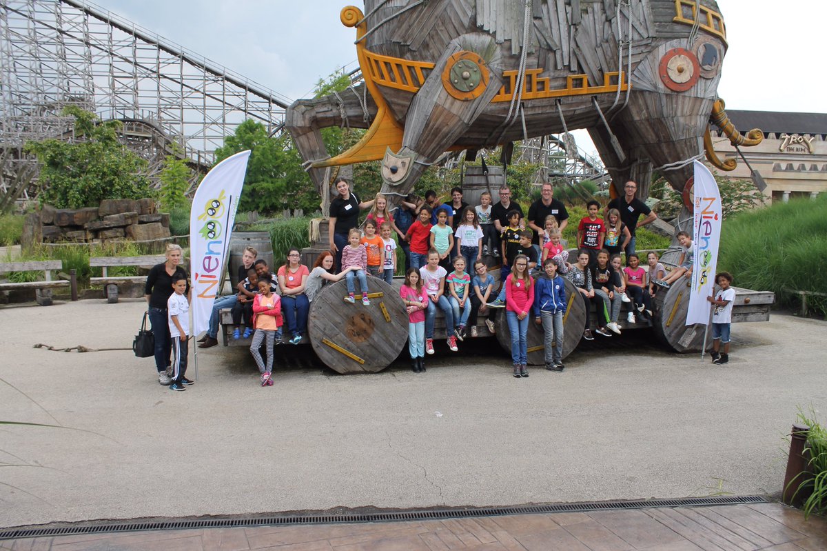 stichtingnienoo's tweet photo. Moe maar voldaan kijken we terug op een magische dag Toverland! Alleen maar stralende kids. #nienoo #toverland https://t.co/p5js9lwnnB