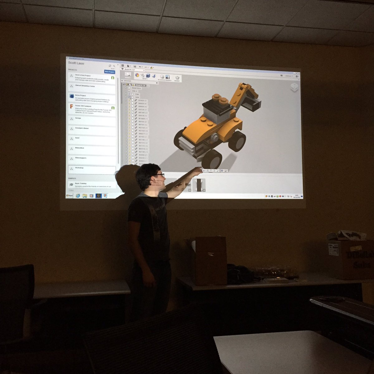 Baldy424's tweet image. My boy @slaorr_autodesk is an @autodesk pro. #WebBasedPlatform