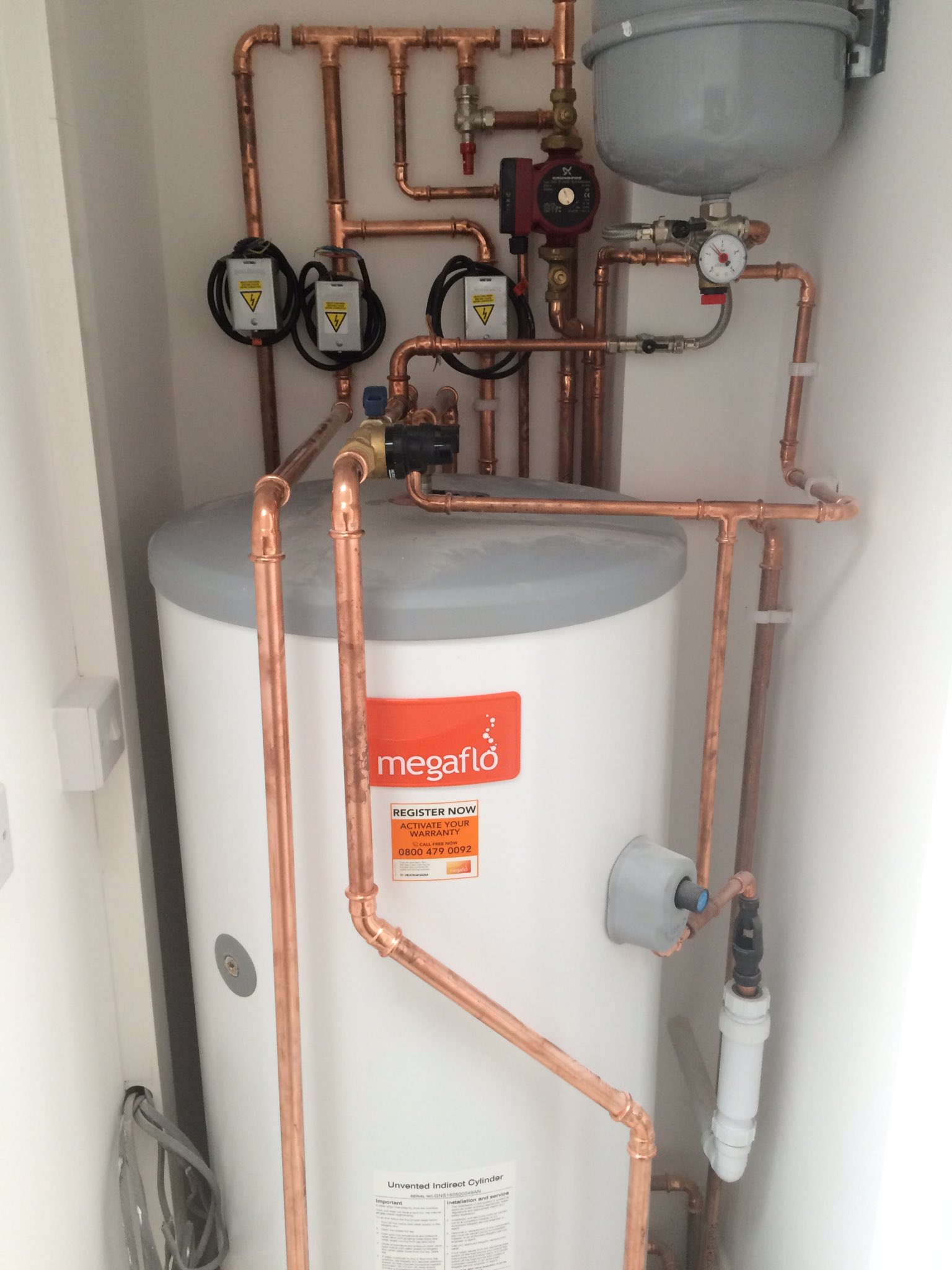 Professor Plumb on X: Full System using #megaflo unvented cylinder.  #Maidenhead #plumbing #boiler #install https://t.co/IDsFMYsSSJ / X