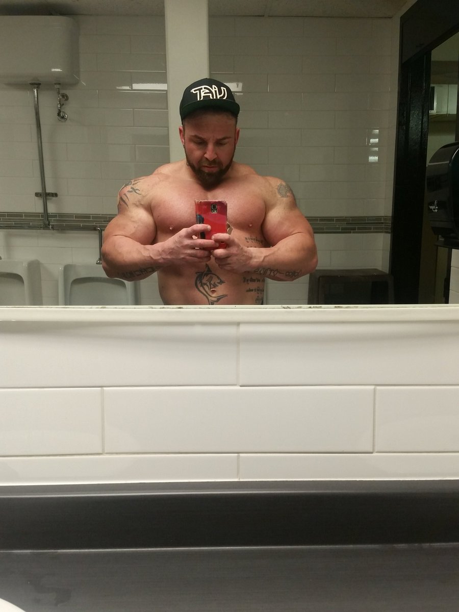 Wade Macintyre Wademacintyre Twitter Images, Photos, Reviews