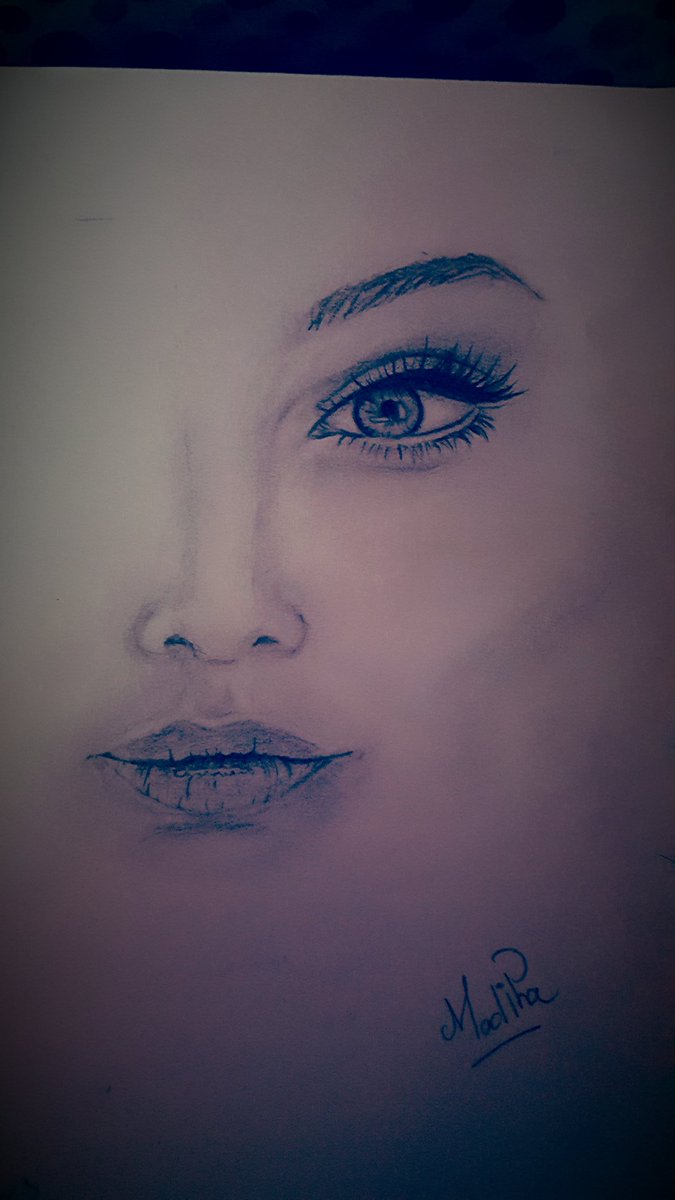 LadyMady2's tweet photo. #pencil #sketch #my_drawing https://t.co/KK2wq3lTwA