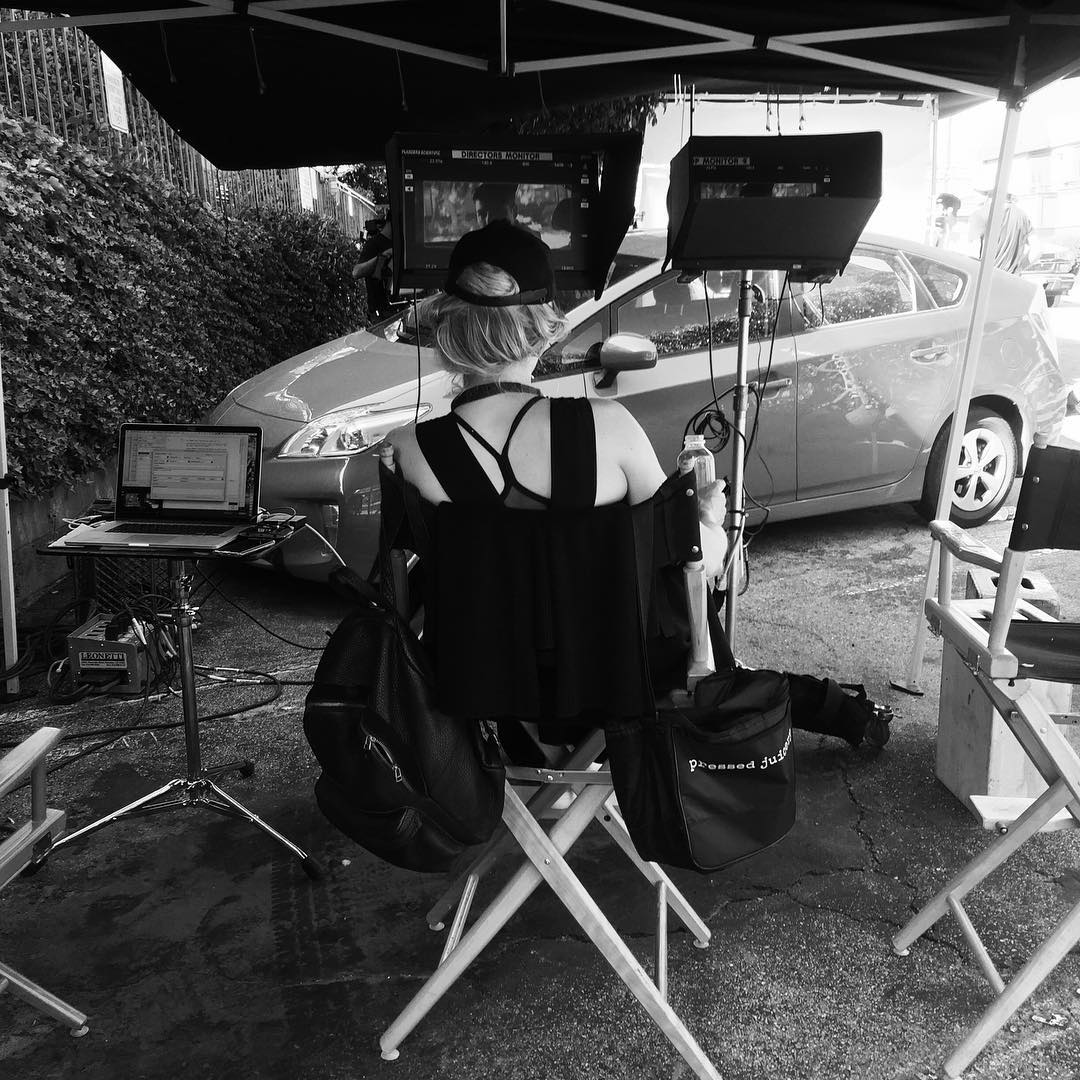 JMODailyNews's tweet image. On the set of #SUNDOGS ♥ #JenniferMorrison #JMOdirector #DirectorMorrison #UglyDucklings

facebook.com/media/set/?set…