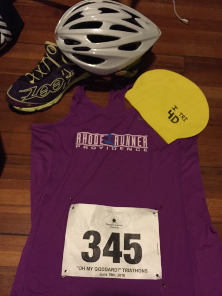 runningkween's tweet image. T-minus 8 hours til showtime. @alphawangsta @RhodeRunnerInc @trimomprod #hittherhode #getafterit #comebackstronger