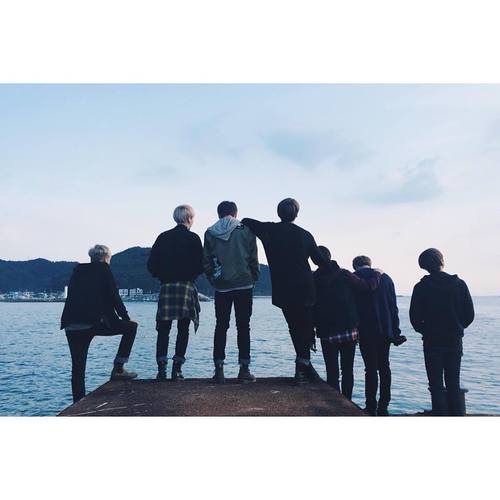 sc2rcelia's tweet photo. #ARMYSelcaDay
#SC2R #BTS @BTS_twt @sc2rrania @sc2rcelia @sc2rracha @sc2rsabrine the most beautiful moments in life https://t.co/qnoxuek8rN
