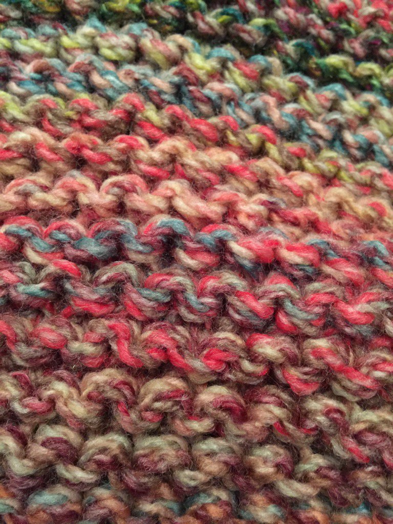 wildseawitch's tweet photo. Another shawl under way #knittingbug #shawl https://t.co/jw3S86Ike7