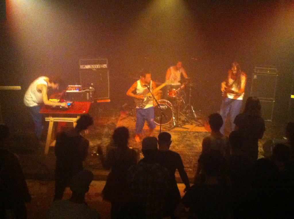 L_Affect's tweet image. Çub