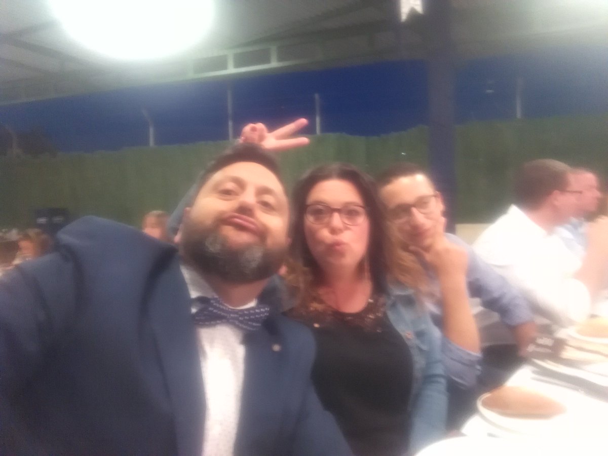 barbate76's tweet photo. @NuriaAznar @salvaprieto https://t.co/1MpkioZ9Ih