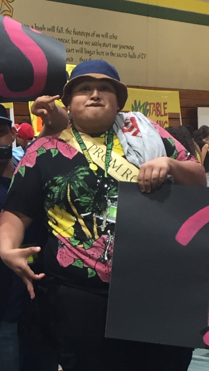 baelitos_'s tweet photo. Uyyyyy #FakesOnly #Reppin https://t.co/bAwr8D4es5