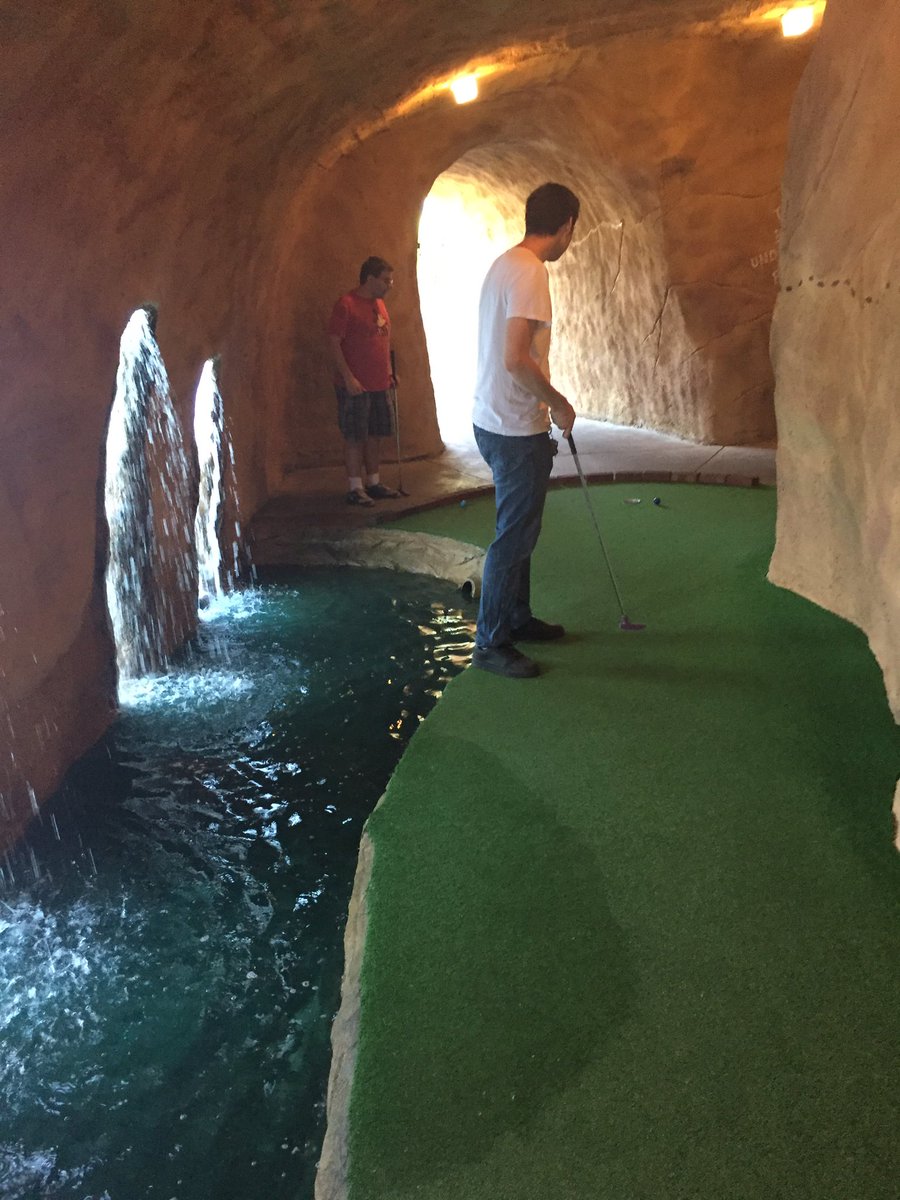 UpstateNYFurs's tweet photo. Mini Golf fur day! =D https://t.co/ODAUBHBDoQ