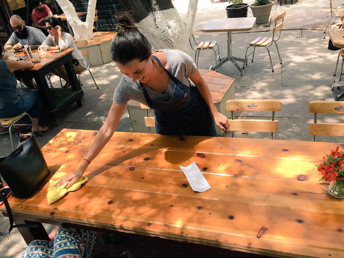 Aquí chambeandole #Azarosa #Telefonicagastropark