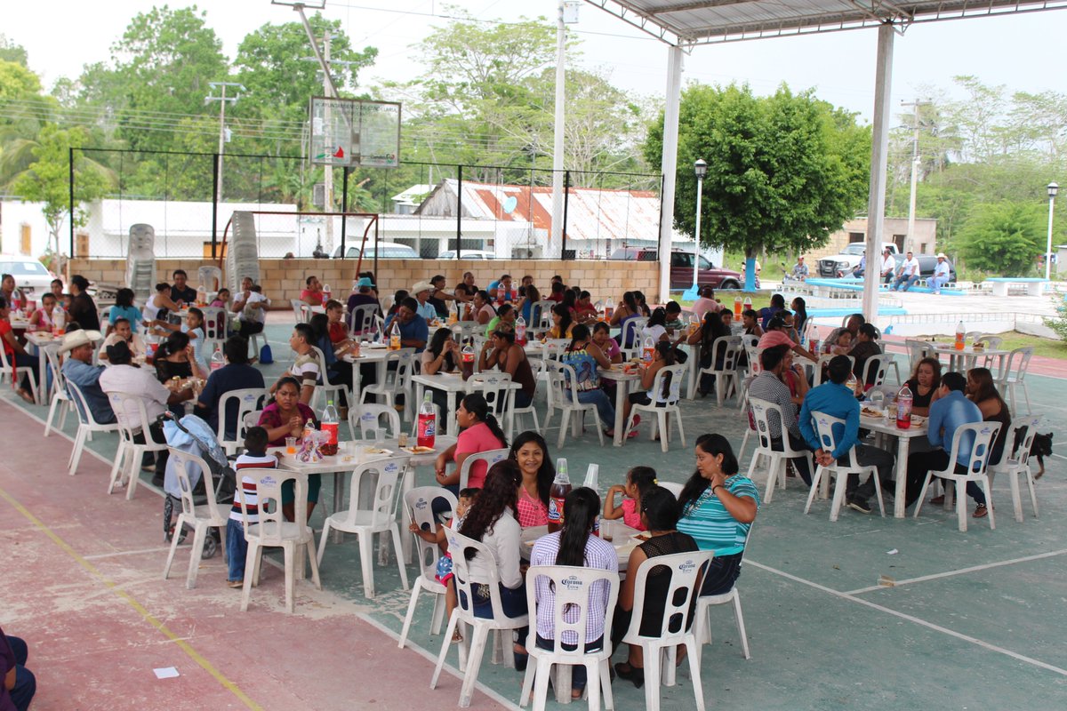 GobCandelaria's tweet photo. La comunidad del Machetazo celebra 50 años de fundación, alcalde @ChavaFarias1 convive con pobladores https://t.co/JhjL336Btk