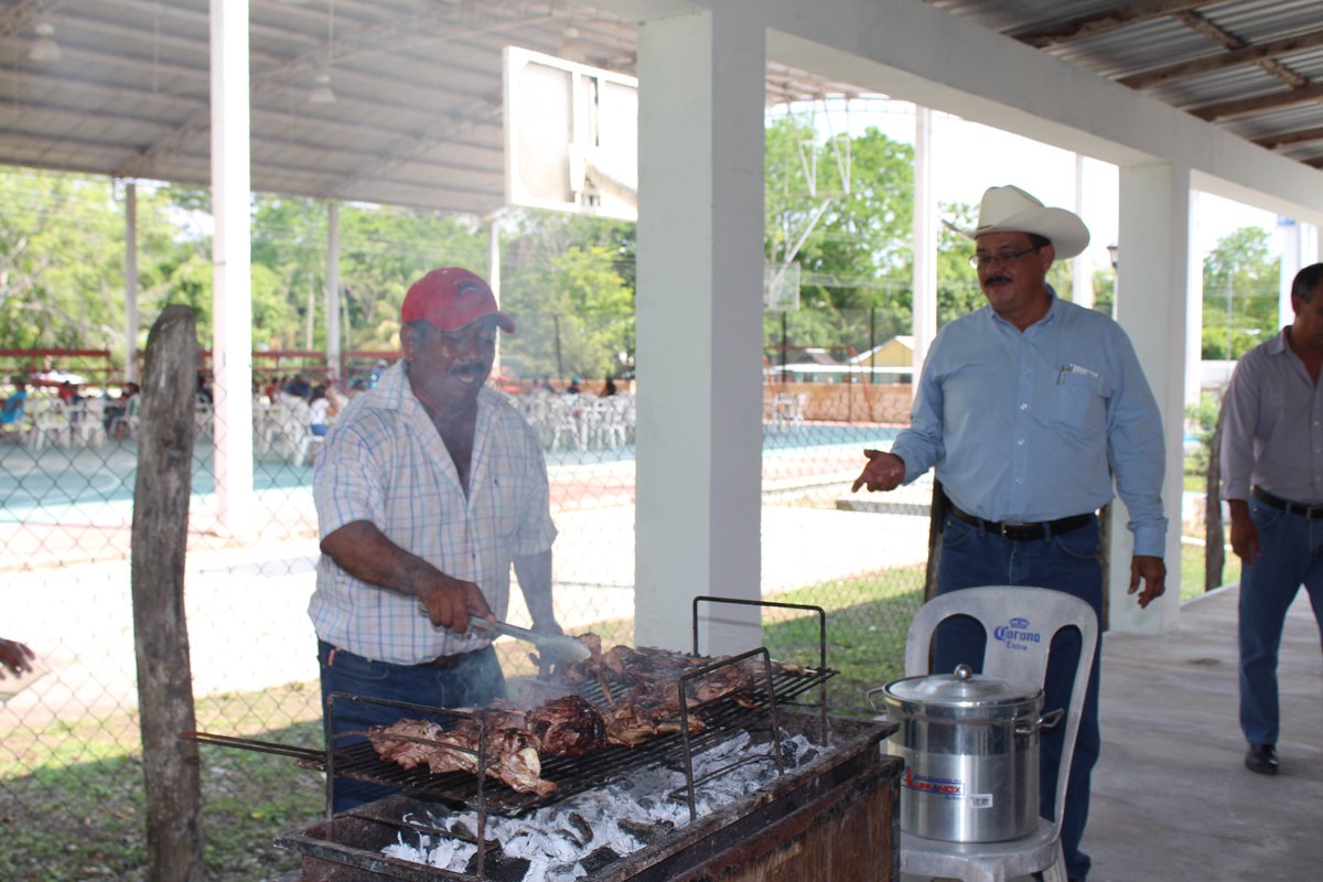 GobCandelaria's tweet photo. La comunidad del Machetazo celebra 50 años de fundación, alcalde @ChavaFarias1 convive con pobladores https://t.co/JhjL336Btk