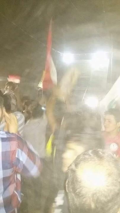 ali_almaqam's tweet photo. 📷بالصور|احتفالات تحرير الفلوجة من امام منزل الشهيد مصطفى العذاري في مدينة الصدر  #العراق_لا_يعرف_الاستسلام #العراق https://t.co/kKqNbtZEqH