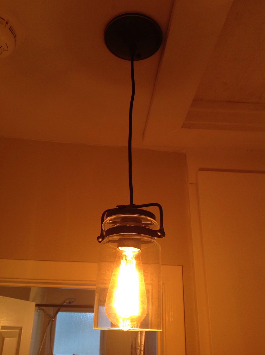 somecunningplan's tweet photo. Update: I did it!! No injuries to report. #beginnerDIY https://t.co/iUU7yOLHZ5
