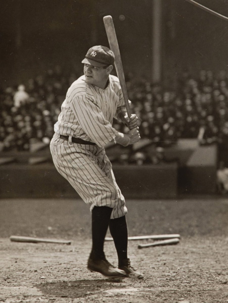 CoachLisle's tweet photo. Hitting sure has changed in the last 100 years. #sarcasm https://t.co/oWp1ZpDLFG
