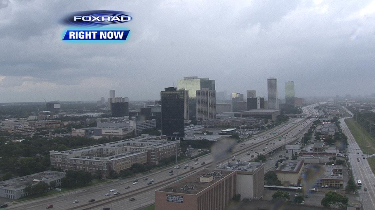 JohnDawsonFox26's tweet photo. The storms have found downtown Houston. Be safe! https://t.co/7fAWEpUgIe