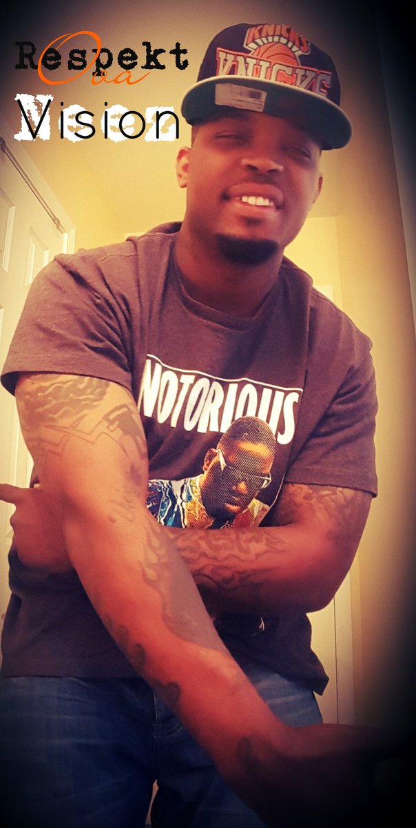 Respektova's tweet photo. #respektOva#unsignedArtist#realhiphop#www.NeezVision.net https://t.co/OcAAANBCDX