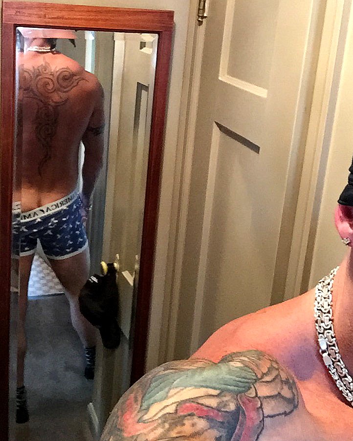 CromeBumpr's tweet photo. https://t.co/iwcly5XbmC
#ObjectsOnFire
U gotta LUV a HOT chiseled underwear dude like Komy https://t.co/WOoKBKM6Ig