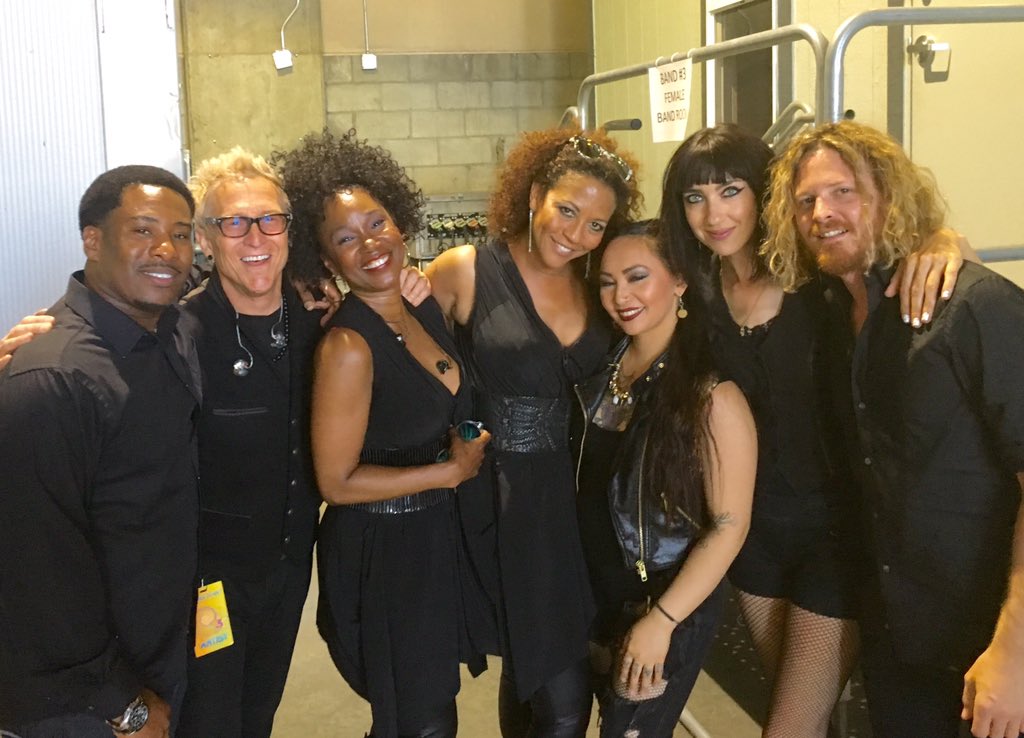 markyplanet's tweet image. Feel the love! @Pink @markyplanet @Jdouglasmc @StacyCampbell14 @thekatlucas @EvaGardner @JustinDerrico