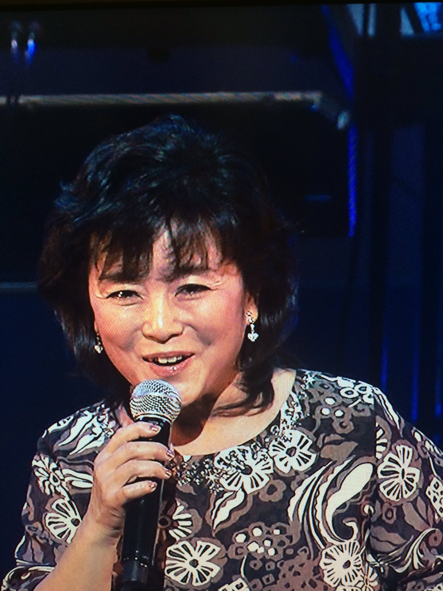 Mickey51 久々に本家本元の石川優子 チャゲ ふたりの愛ランド を見た その昔私は彼女がnhk Fm神戸放送局の番組に出演 と思い録音か生か分からず訪問 通用口からお願いしてスタジオへ 当時憧れの 石川優子さんとお会い出来た 石川優子 チャゲ T