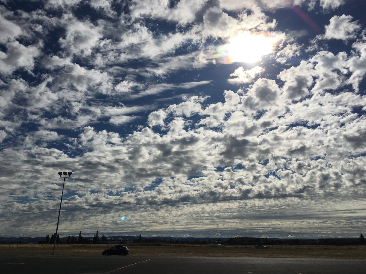 GerardAdriani's tweet photo. Amazing skies over our @pgaafly planes at departure for our @AngelFlightWest mission with @MargreetAdriani https://t.co/M27Zx48pK1