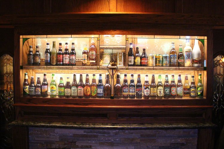 MeehansNY's tweet photo. Toast Dad with a cold one and dinner at Meehan's for #FathersDay this year! #LongIsland #Huntington #HappyFathersDay https://t.co/VN9zQGwRty