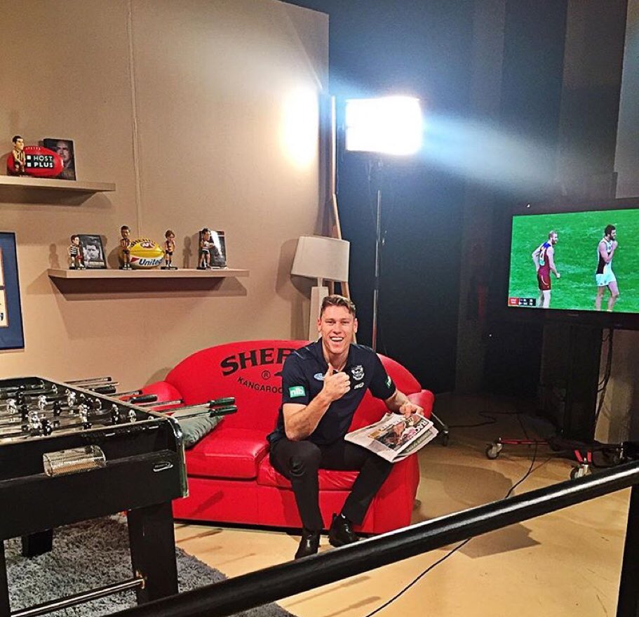 UniteProject_'s tweet photo. The big guy @MarkBlicavs about to talk footy and #theuniteproject in @7aflgameday https://t.co/pKCXlNjqqK