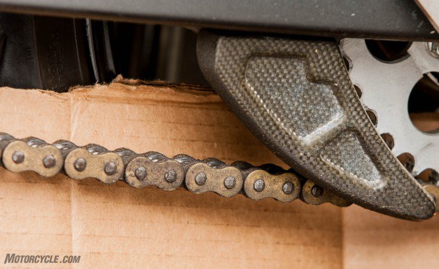 How To Clean Your Chain motorcycle.com/how-to/how-toh…